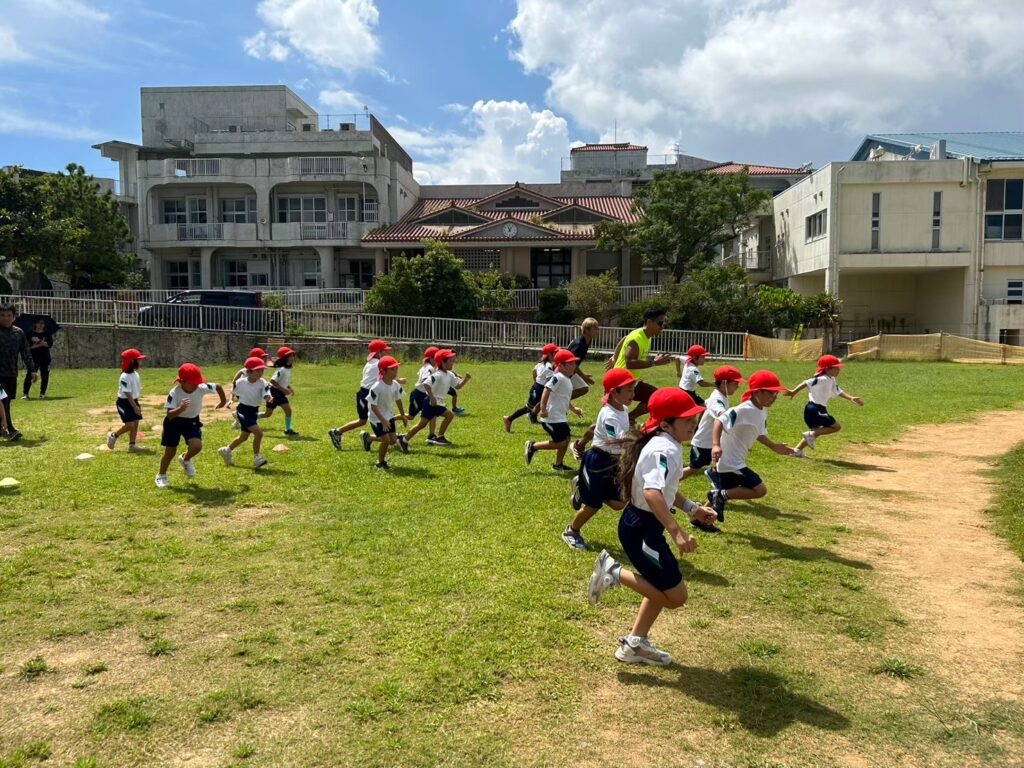 長田小学校運動場かけっこ教室