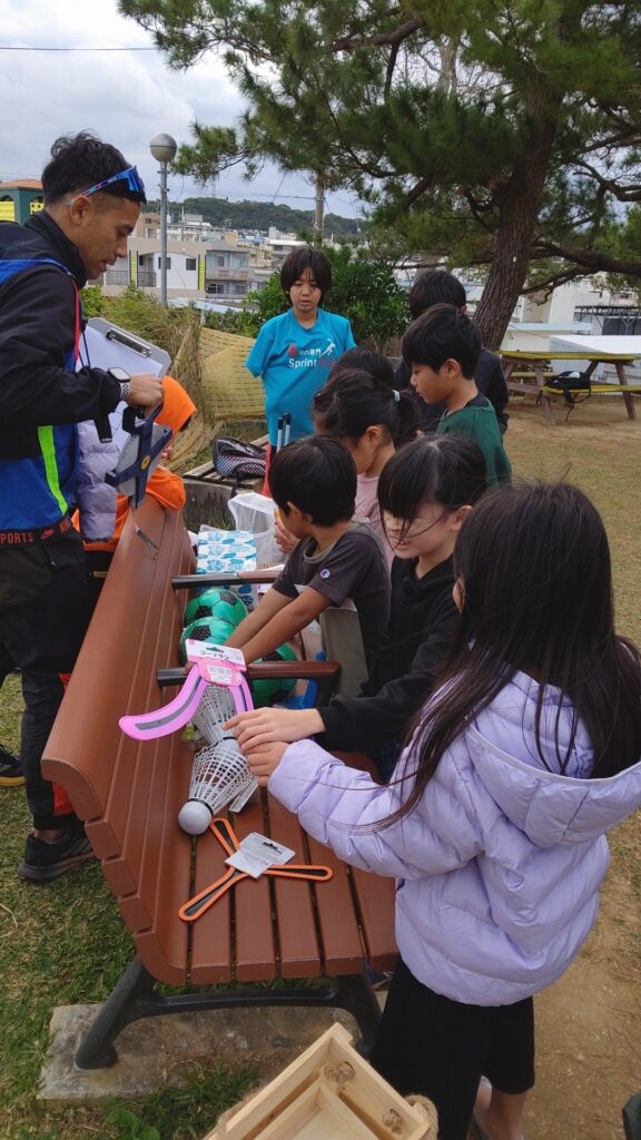 宜野湾市嘉数高台広場　スポジョブスポーツイベントモルック体験