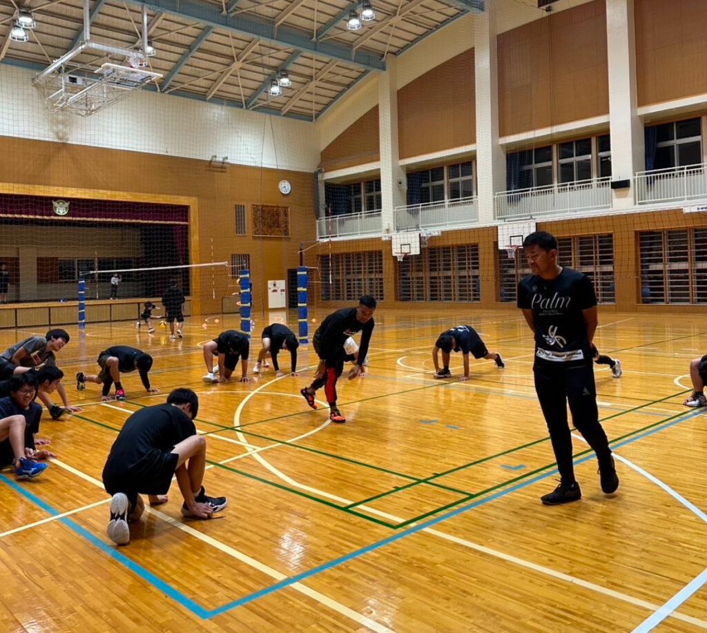 南城市馬天小学校体育館