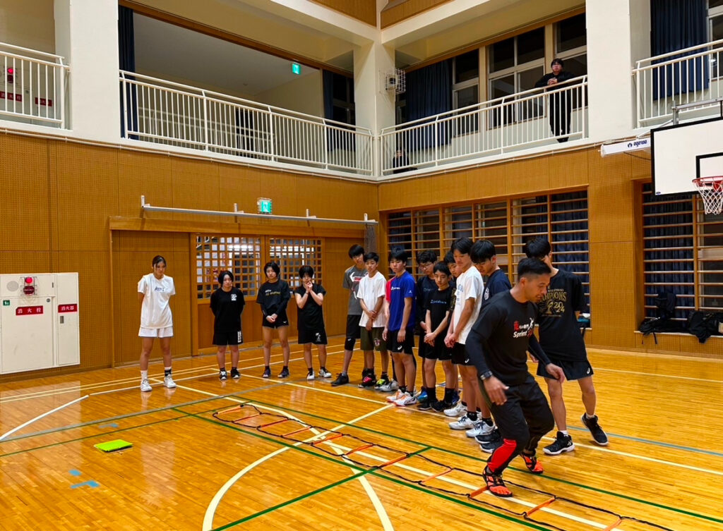 南城市馬天小学校体育館