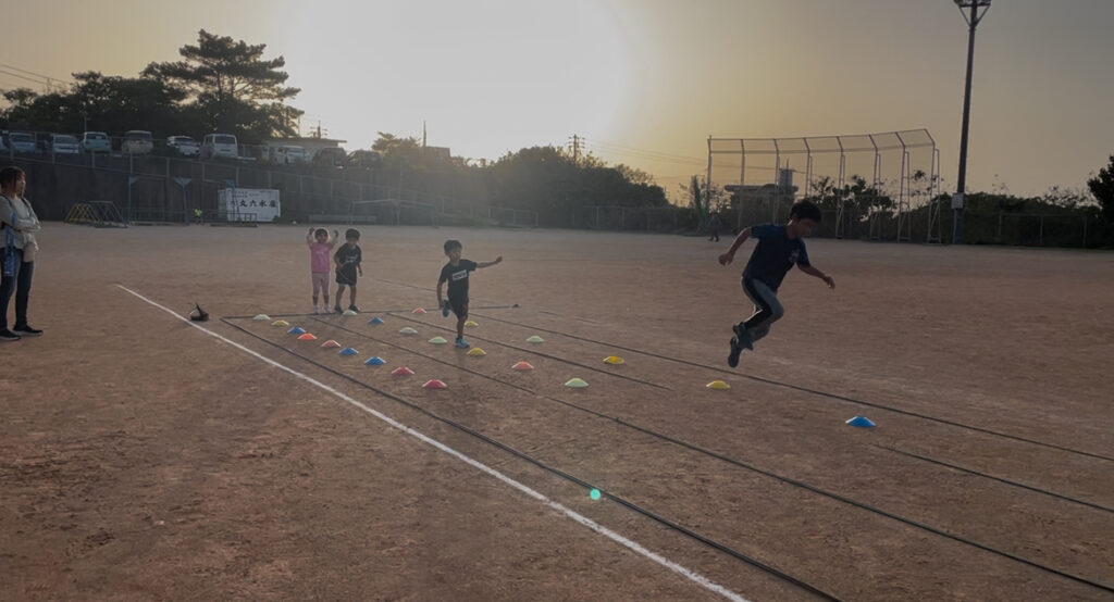浦添市前田小学校運動場